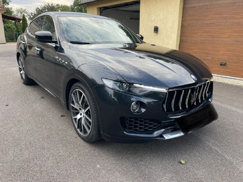 越野车 MASERATI LEVANTE 4X4：图3