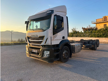 驾驶室底盘卡车 IVECO STRALIS AD 260S31 XP：图5