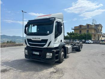 驾驶室底盘卡车 IVECO Stralis