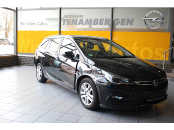 旅行车 OPEL
