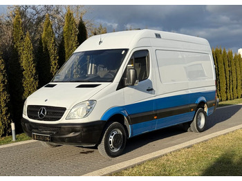无侧窗厢式货车 MERCEDES-BENZ Sprinter 516