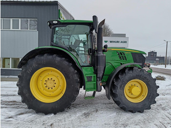 拖拉机 John Deere 6215R：图2