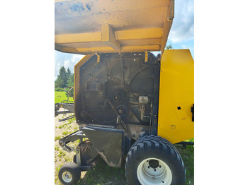 圆形打包机 New Holland BR 6090：图4