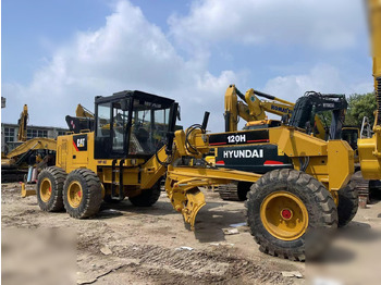 平路机 CATERPILLAR 120H