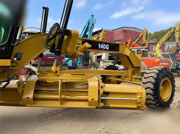 平路机 CATERPILLAR 140G:图2 平路机 CATERPILLAR 140G:图2