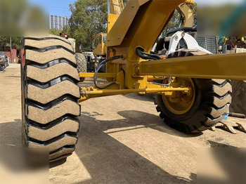 平路机 CATERPILLAR 140G:图4 平路机 CATERPILLAR 140G:图4