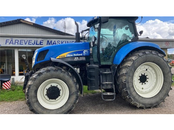 拖拉机 NEW HOLLAND T7000