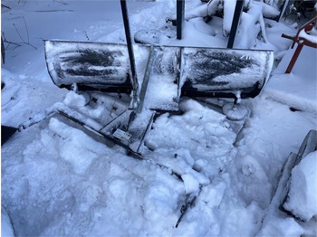 推雪板 适用于 农业机械 Stiga Park 120 cm med Gummiskær:图2 推雪板 适用于 农业机械 Stiga Park 120 cm med Gummiskær:图2