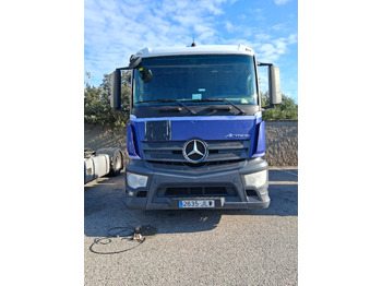 牵引车 MERCEDES-BENZ
