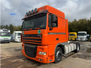 牵引车 DAF XF 105 460