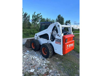 滑移装载机 BOBCAT S300