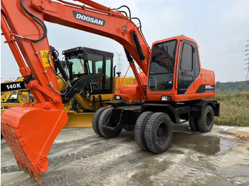 轮式挖掘机 DOOSAN DH150W-7