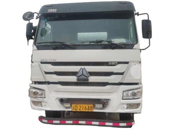 混凝土搅拌车 SINOTRUK HOWO
