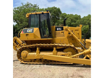 推土机 CATERPILLAR D6D
