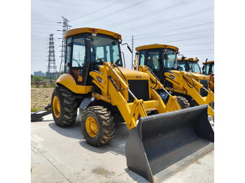 反铲装载机 JCB 3CX