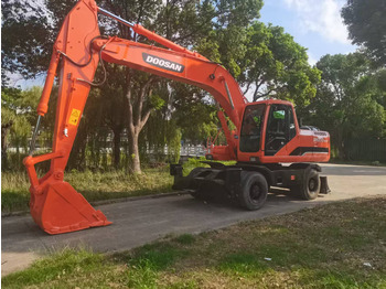 轮式挖掘机 DOOSAN DH210W-9C:图2 轮式挖掘机 DOOSAN DH210W-9C:图2