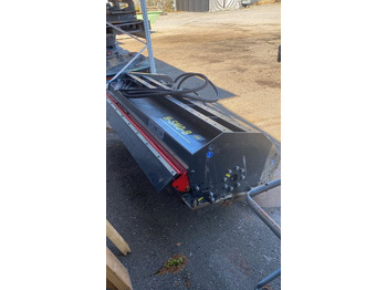 甩刀式割草机 SEPPI M.