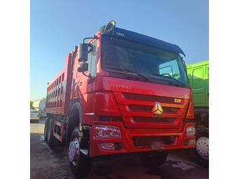 翻斗车 SINOTRUK HOWO