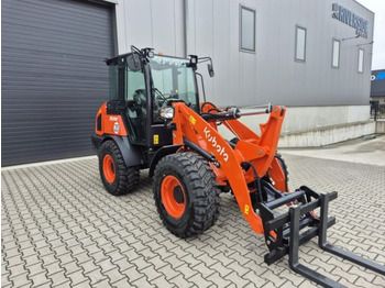 轮式装载机 KUBOTA R090