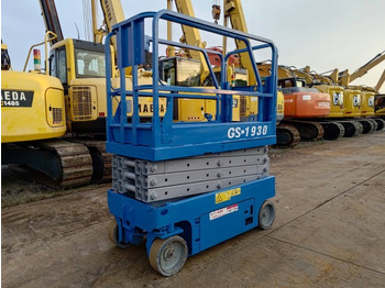 剪式升降机 GENIE