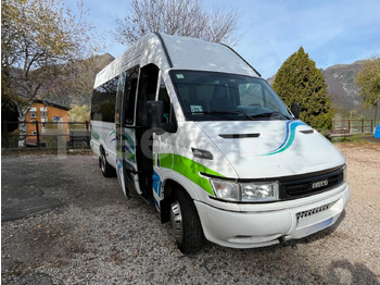 小型巴士 IVECO Daily