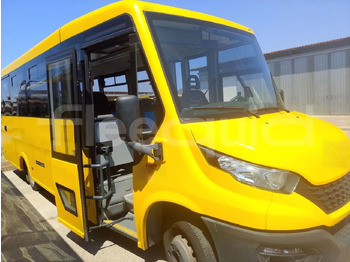 校車 IVECO