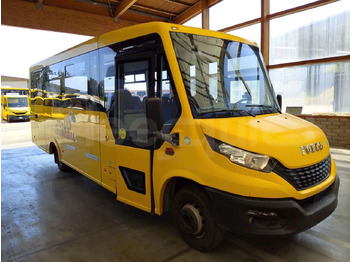 校車 IVECO