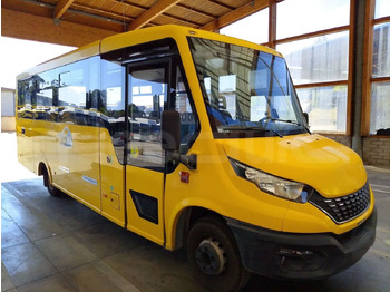 校車 IVECO