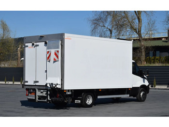 冷藏车 Iveco DAILY 70C18 / 3.0 - 180 KM / AUTOMAT HI-MATIC / 3 OSOBY / CHŁODNIA - MROŹNIA 4,55 M / AGREGAD FRIGOBLOCK / WINDA SORENSEN / KLIMA / TEMPOMAT / KAMERA COFANIA / REGULOWANE ZAWIESZENIE / SERWISOWA:图5 冷藏车 Iveco DAILY 70C18 / 3.0 - 180 KM / AUTOMAT HI-MATIC / 3 OSOBY / CHŁODNIA - MROŹNIA 4,55 M / AGREGAD FRIGOBLOCK / WINDA SORENSEN / KLIMA / TEMPOMAT / KAMERA COFANIA / REGULOWANE ZAWIESZENIE / SERWISOWA:图5