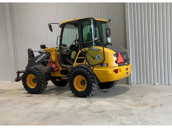 轮式装载机 VOLVO L25