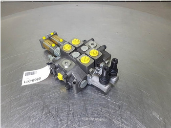 : 标题部分照片