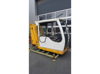 驾驶室和内部 LIEBHERR