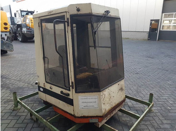 驾驶室和内部 SCHAEFF