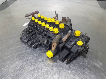 液压系统 MANITOU