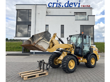 轮式装载机 CATERPILLAR 906M