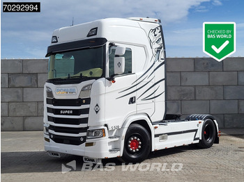 牵引车 SCANIA S 520