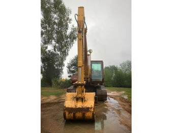 履带式挖掘机 CASE