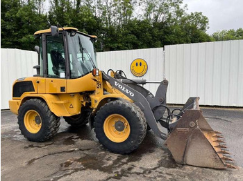 轮式装载机 VOLVO L30G