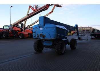 伸缩臂 Manitou TJ280：图3