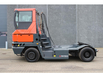 码头牵引车 TERBERG