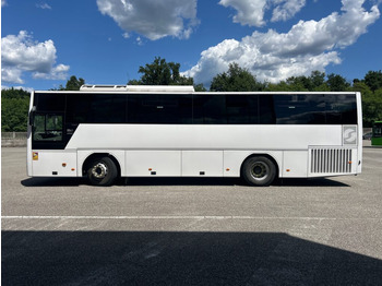 郊区巴士 VOLVO