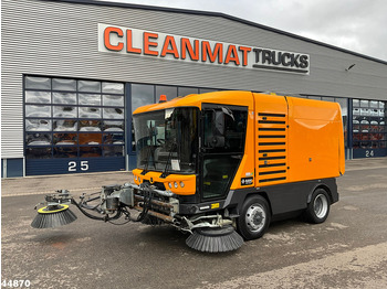 道路清扫机 RAVO