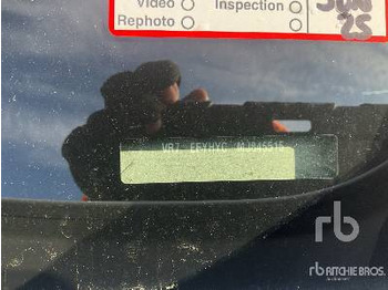无侧窗厢式货车 CITROEN BERLINGO：图5