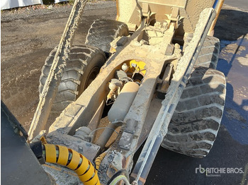 铰接式自卸车 2005 Volvo A30D 6x6 Articulated Dump Truck:图5 铰接式自卸车 2005 Volvo A30D 6x6 Articulated Dump Truck:图5