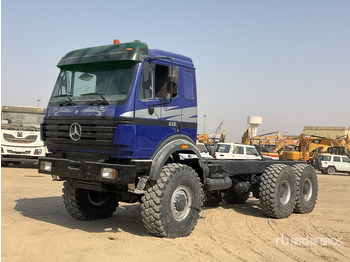 驾驶室底盘卡车 MERCEDES-BENZ