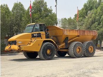 铰接式自卸车 CATERPILLAR 740