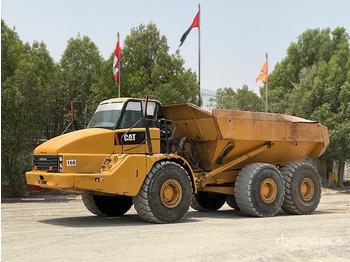 铰接式自卸车 CATERPILLAR 740