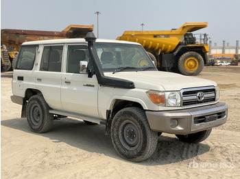 越野车 TOYOTA Land Cruiser
