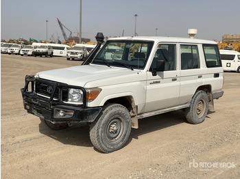 越野车 TOYOTA Land Cruiser
