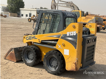 滑移装载机 Gehl R135：图3